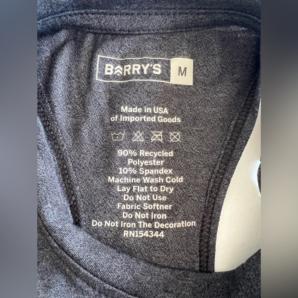 NWT Barry’s Bootcamp Women’s Gray Run Lift Repeat Tank Size Medium - Picture 2 of 2